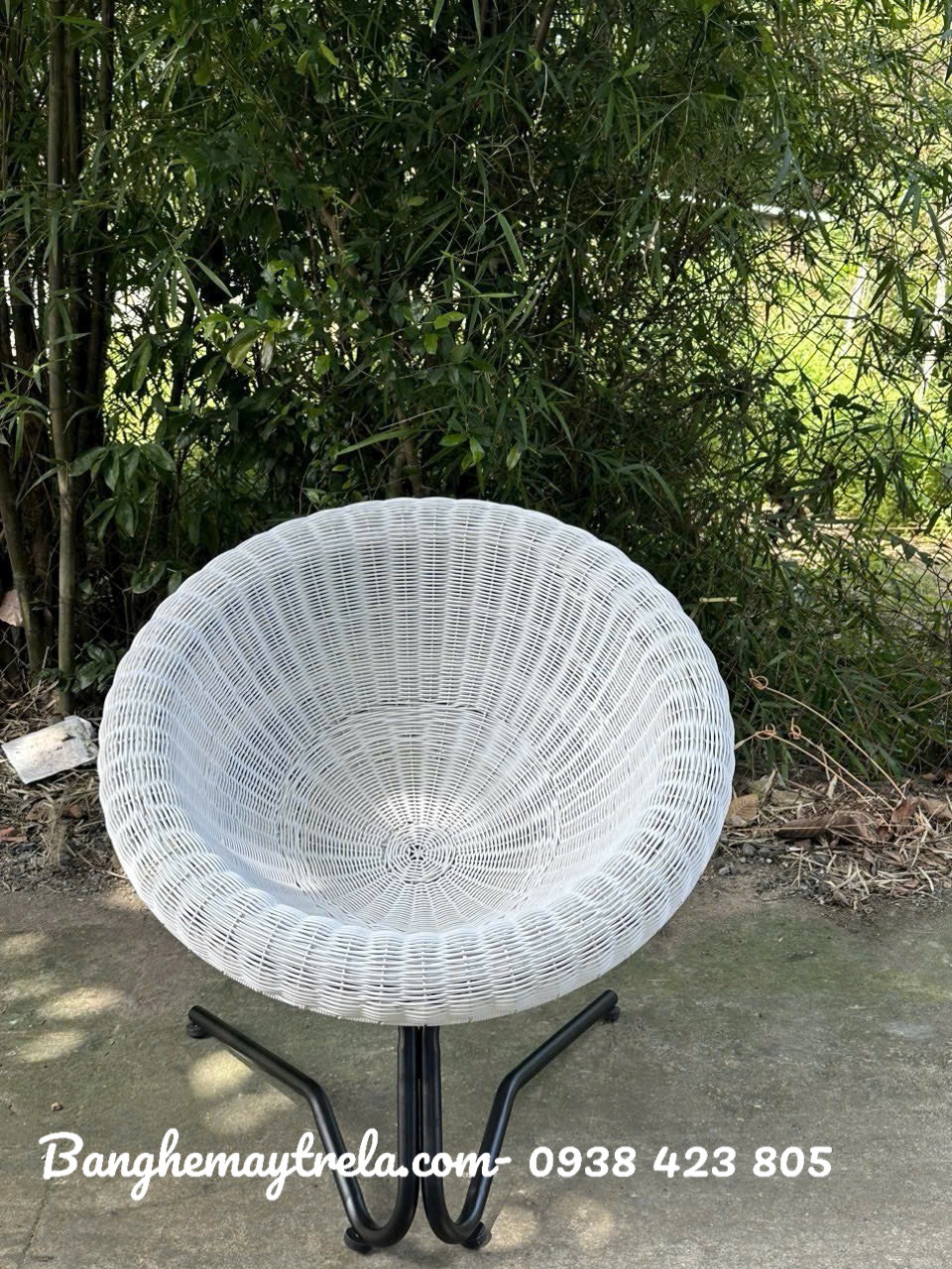 Ghế mây nhựa tròn ban công